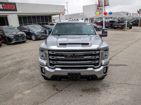 Used 2020 GMC Sierra 2500 SLE w/ SLE Value Package; image 5