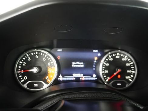 Used 2017 Jeep Renegade Trailhawk AWD/4WD image 24