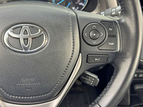 Used 2017 Toyota RAV4 Limited image 20