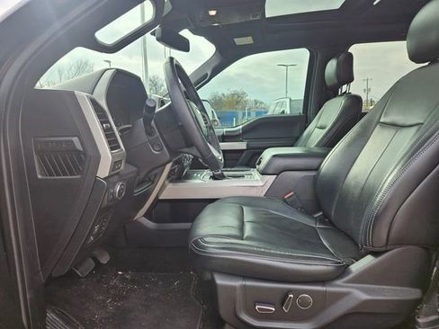 Used 2018 Ford F150 Lariat w/ Equipment Group 502A Luxury image 8