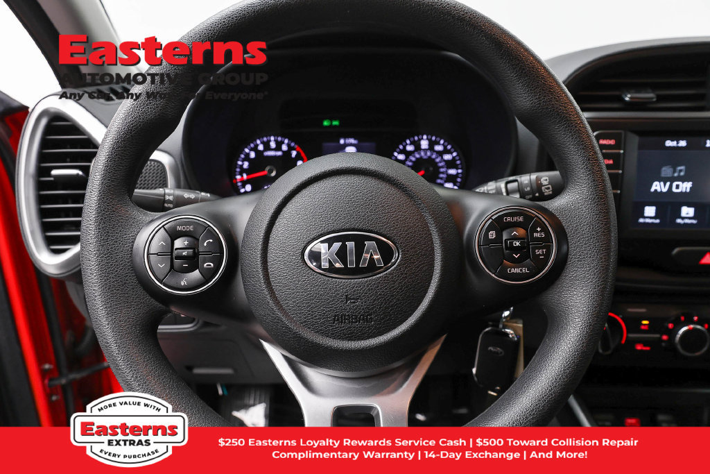 Used 2020 Kia Soul S FWD image 11
