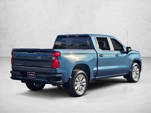 Used 2024 Chevrolet Silverado 1500 Custom image 5