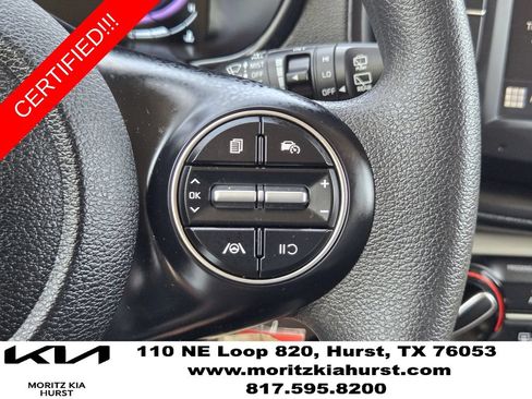 Certified 2025 Kia Soul LX w/ LX Technology Package FWD image 28