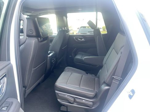 Used 2024 Chevrolet Tahoe High Country image 6