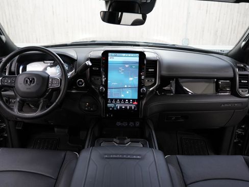 Used 2025 RAM 2500 Limited image 17