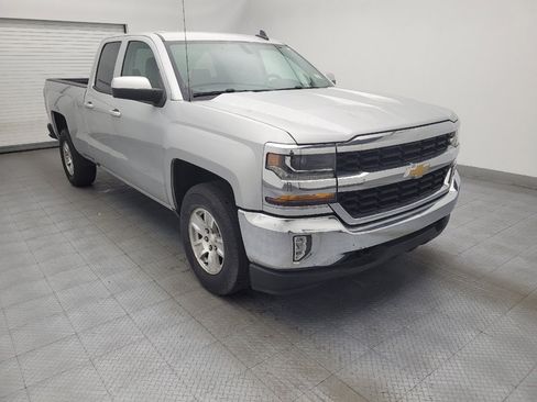 Used 2018 Chevrolet Silverado 1500 LT w/ All Star Edition image 13
