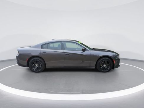 Used 2023 Dodge Charger SXT RWD image 9