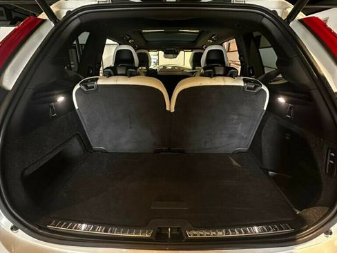 Used 2022 Volvo XC90 T8 R-Design w/ Advanced Package AWD/4WD image 18
