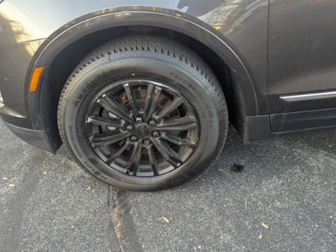 Used 2019 Cadillac XT5 Luxury image 9