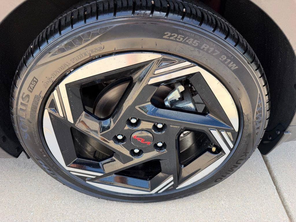 Used 2025 Kia K4 EX FWD image 26
