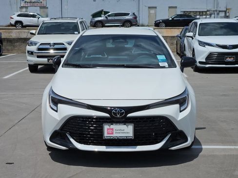 Certified 2026 Toyota Corolla SE FWD image 9