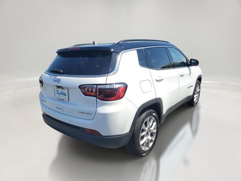 Used 2025 Jeep Compass Limited AWD/4WD image 7