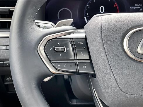 Used 2025 Lexus GX 550 image 24