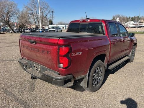 Used 2026 Chevrolet Colorado Z71 AWD/4WD image 8