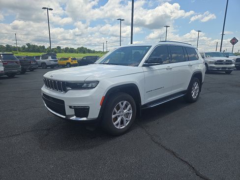 Used 2022 Jeep Grand Cherokee L Limited w/ Luxury Tech Group II image 1