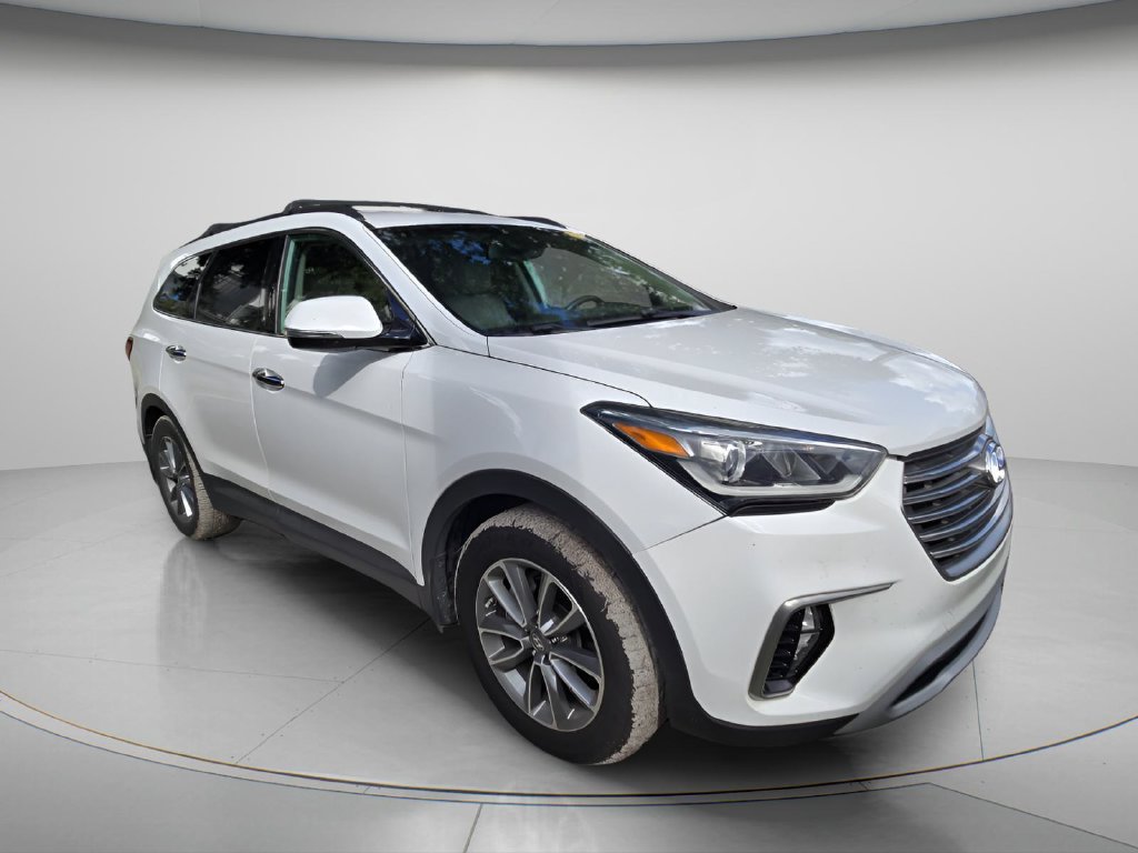 Used 2017 Hyundai Santa Fe Limited FWD image 4