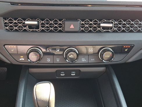 Used 2025 Honda Accord SE image 16