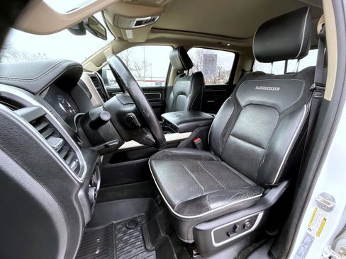 Used 2020 RAM 1500 Laramie image 11