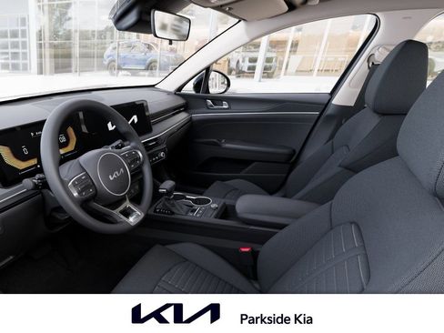 New 2026 Kia K5 LXS FWD image 17