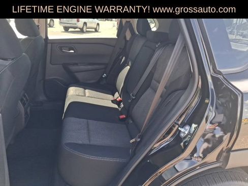 Used 2025 Nissan Rogue SV FWD image 23