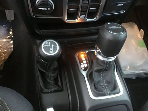 New 2026 Jeep Gladiator Sport image 15