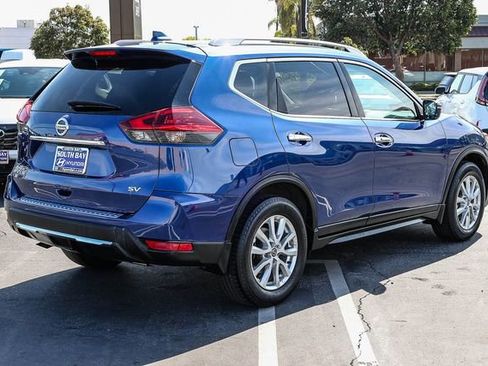 Used 2018 Nissan Rogue SV FWD image 6