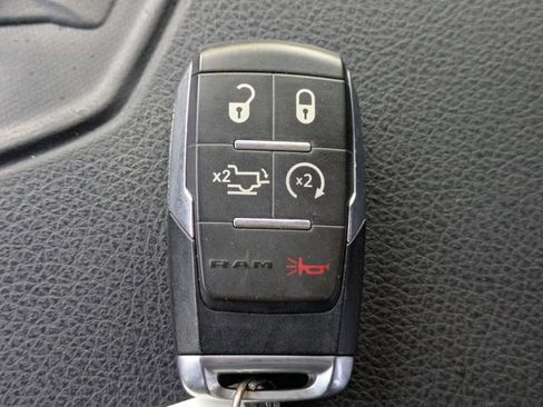 Used 2020 RAM 2500 Laramie image 40