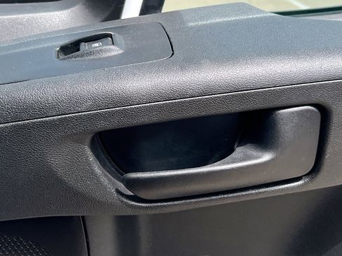 Used 2025 RAM ProMaster 2500 w/ Convenience Group image 33