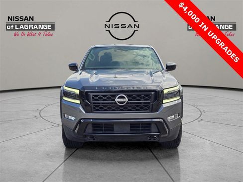 Certified 2023 Nissan Frontier SV w/ Midnight Edition Package image 2