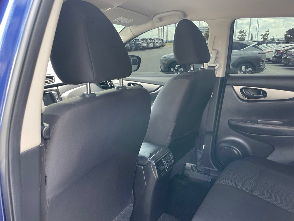 Used 2022 Nissan Rogue Sport S FWD image 25