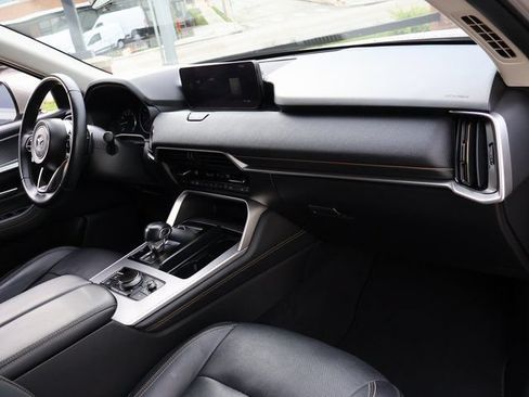 Used 2024 MAZDA CX-90 3.3 Turbo w/ Premium Package AWD/4WD image 9