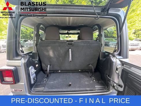 Used 2020 Jeep Wrangler Sport AWD/4WD image 28