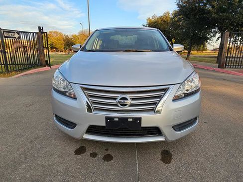 Used 2015 Nissan Sentra S image 12