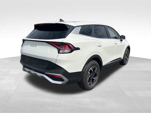 Certified 2023 Kia Sportage LX image 8