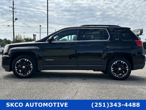 Used 2017 GMC Terrain SLE w/ Nightfall Package image 2
