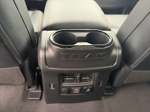 Used 2021 Nissan Titan PRO-4X w/ Pro-4x Convenience Package image 13