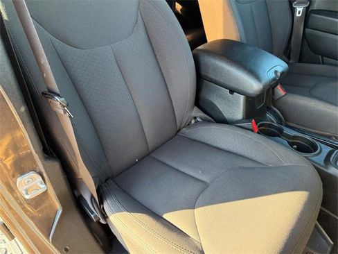 Used 2018 Jeep Wrangler Unlimited Sport S image 15