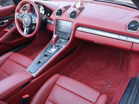 Used 2019 Porsche 718 Boxster S RWD image 26