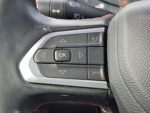 Certified 2022 Jeep Compass Trailhawk w/ Sun and Sound Group AWD/4WD image 24