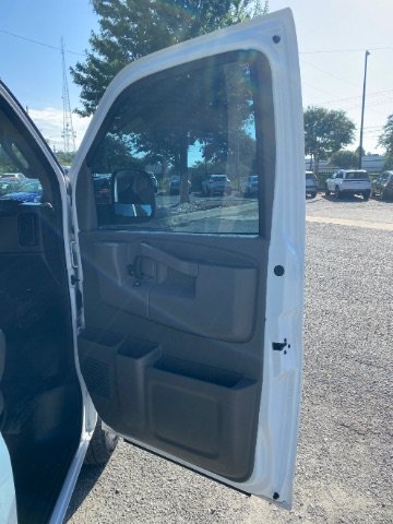 Used 2023 Chevrolet Express 2500 w/ Driver Convenience Package RWD image 16
