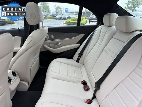 Used 2023 Mercedes-Benz E 450 4MATIC Sedan image 32