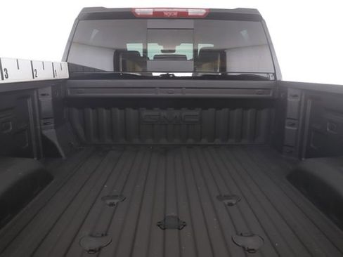 Used 2025 GMC Sierra 2500 AT4X image 32