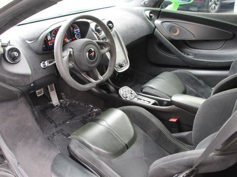 Used 2016 McLaren 570S Coupe image 20