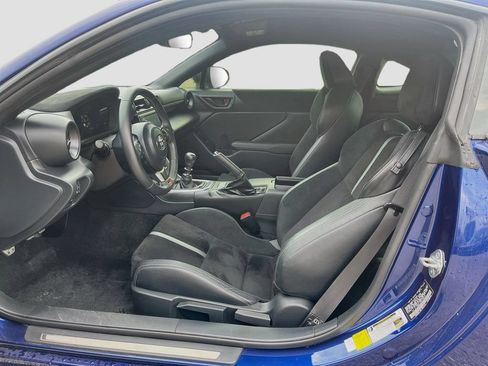 Used 2024 Toyota GR86 Premium RWD image 20