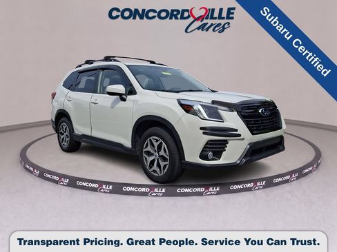 Certified 2023 Subaru Forester Premium AWD/4WD image 1