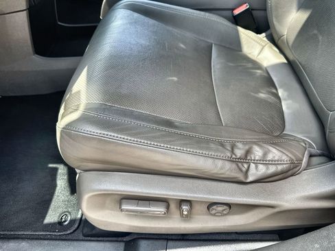 Used 2020 Honda Odyssey Elite image 25