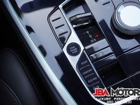 Used 2023 BMW X7 xDrive40i w/ M Sport Package AWD/4WD image 23
