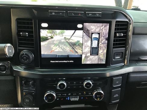 Used 2024 Ford F250 Lariat w/ Lariat Ultimate Package AWD/4WD image 14