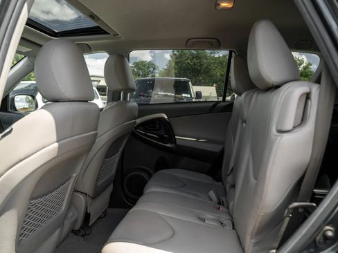 Used 2012 Toyota RAV4 Limited w/ Navigation Value Pkg AWD/4WD image 8
