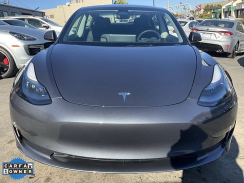 Used 2023 Tesla Model 3 Standard Range image 96